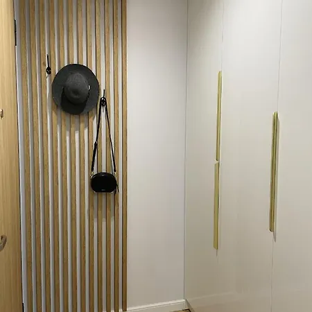 Bellwether Zajezdnia Wrzeszcz, Apartament *
